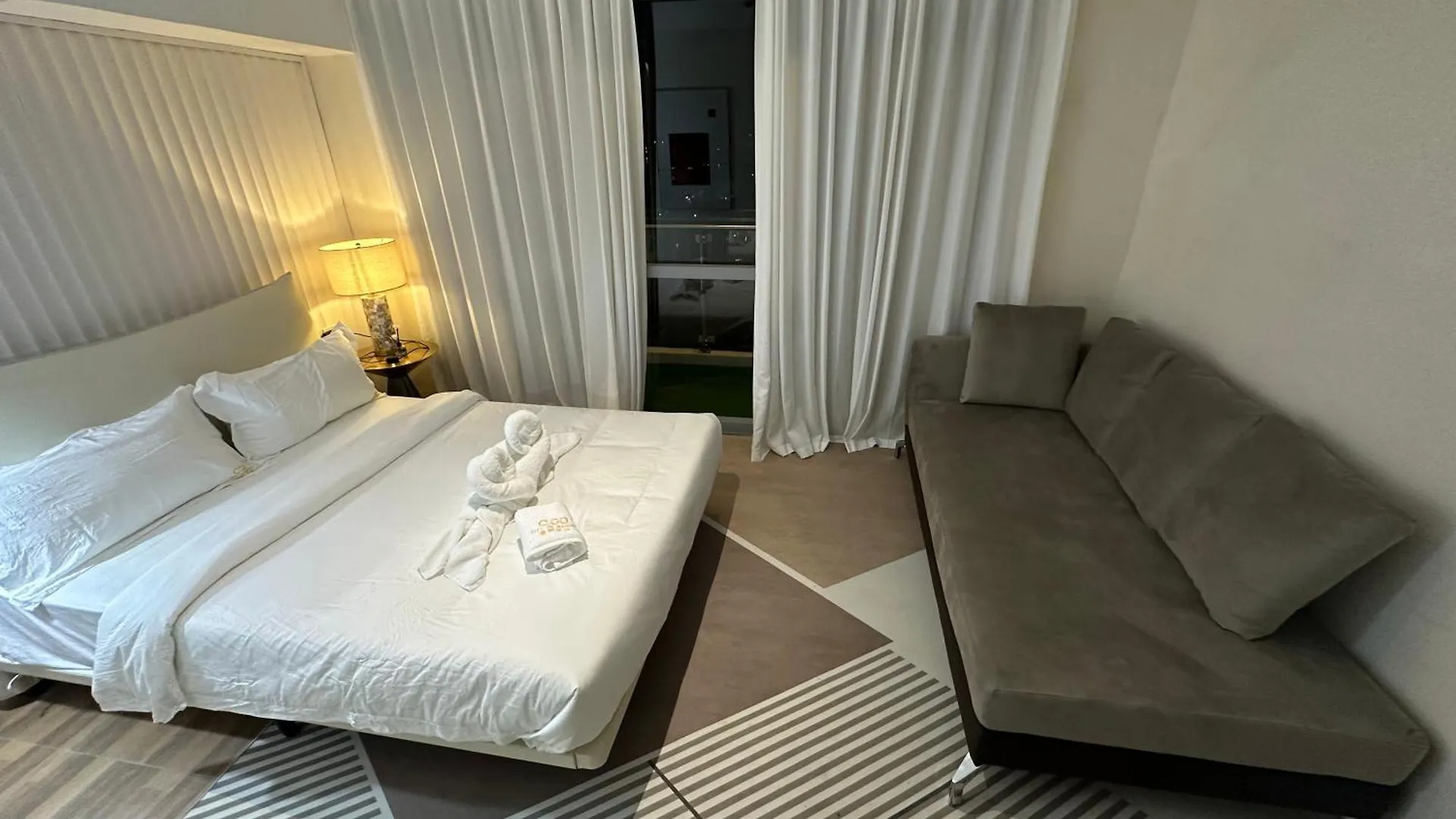 Luxurious Modern Penthouse 2Br Cross City Of Dreams Okada Solaire Moa Airports Manila 0*,  Philippines